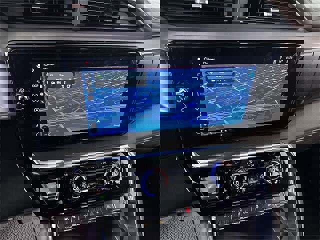 Used 2025 GMC Sierra 1500 Denali image 14