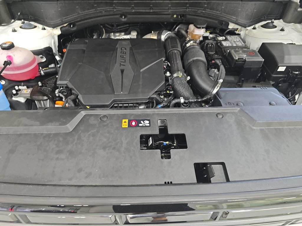 Certified 2025 Hyundai Santa Fe Limited AWD/4WD image 24