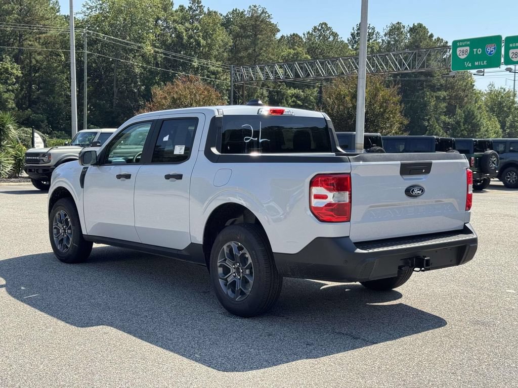 New 2025 Ford Maverick XLT FWD image 21