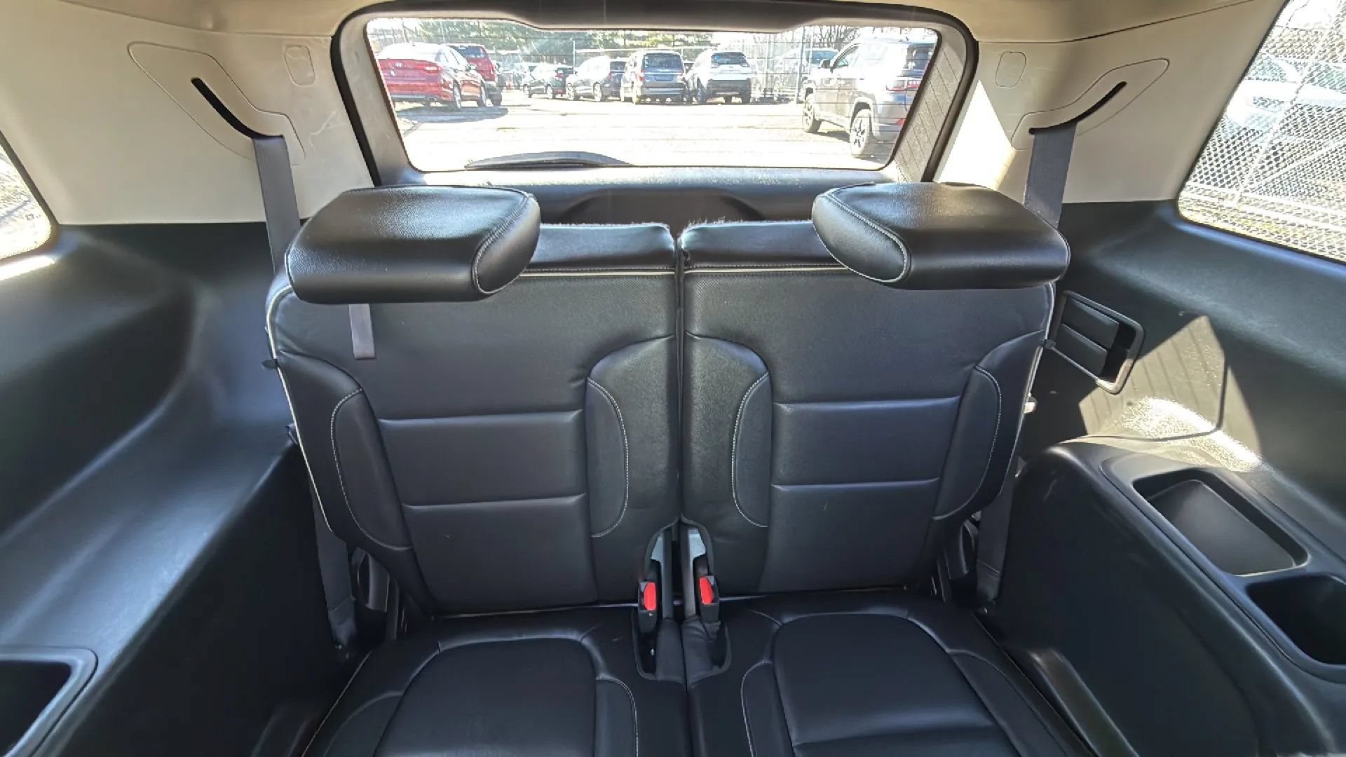 Used 2017 GMC Acadia Denali AWD/4WD image 30