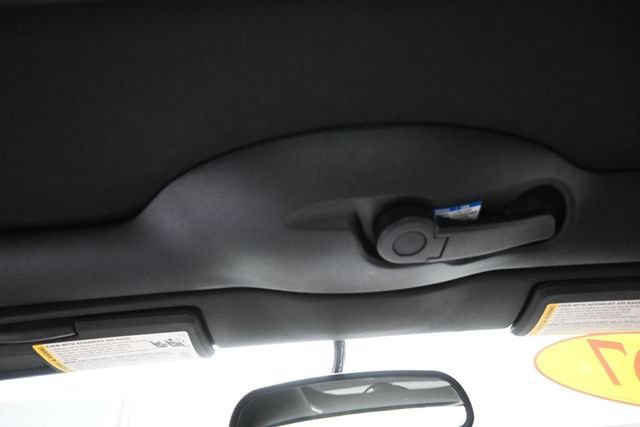 Used 2007 Saturn Sky w/ Premium Trim Pkg RWD image 12
