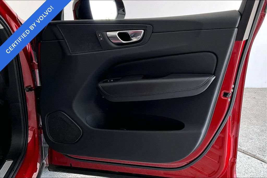 Certified 2024 Volvo XC60 B5 Plus w/ Protection Package Premier AWD/4WD image 24