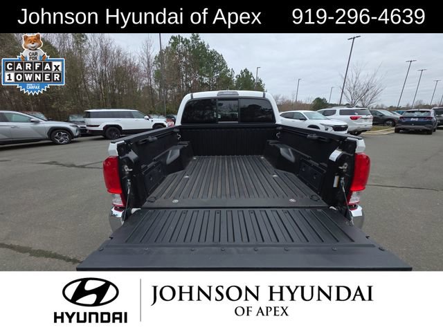 Used 2016 Toyota Tacoma SR5 w/ Towing Package image 23
