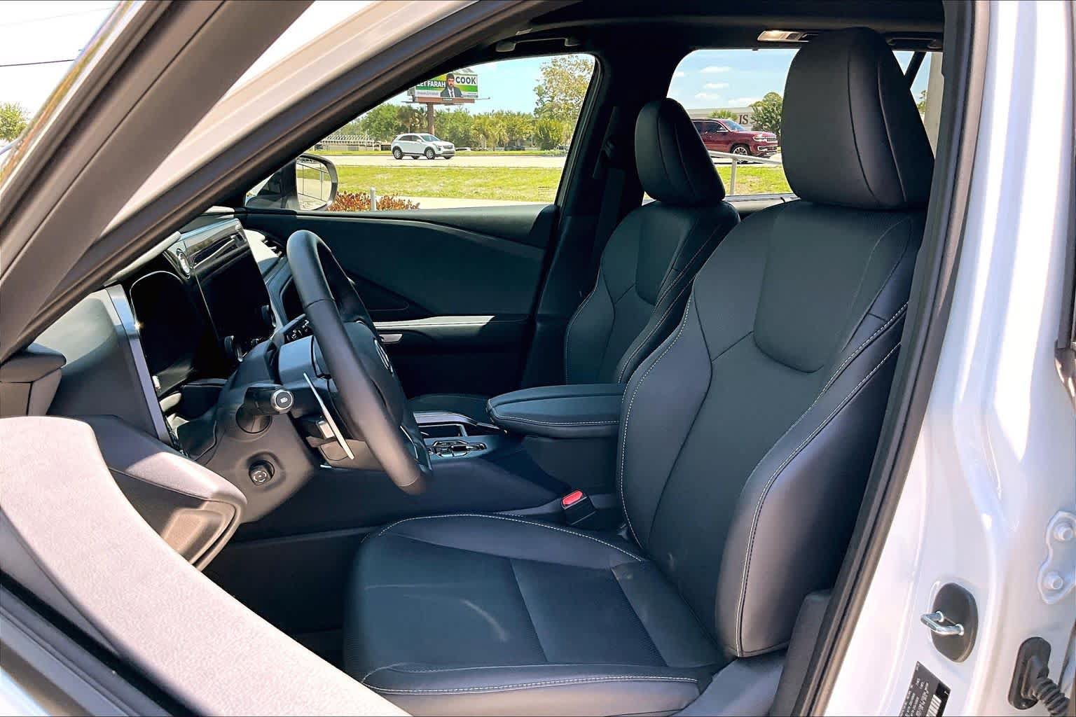 Used 2026 Lexus TX 350 AWD w/ Technology Package image 8