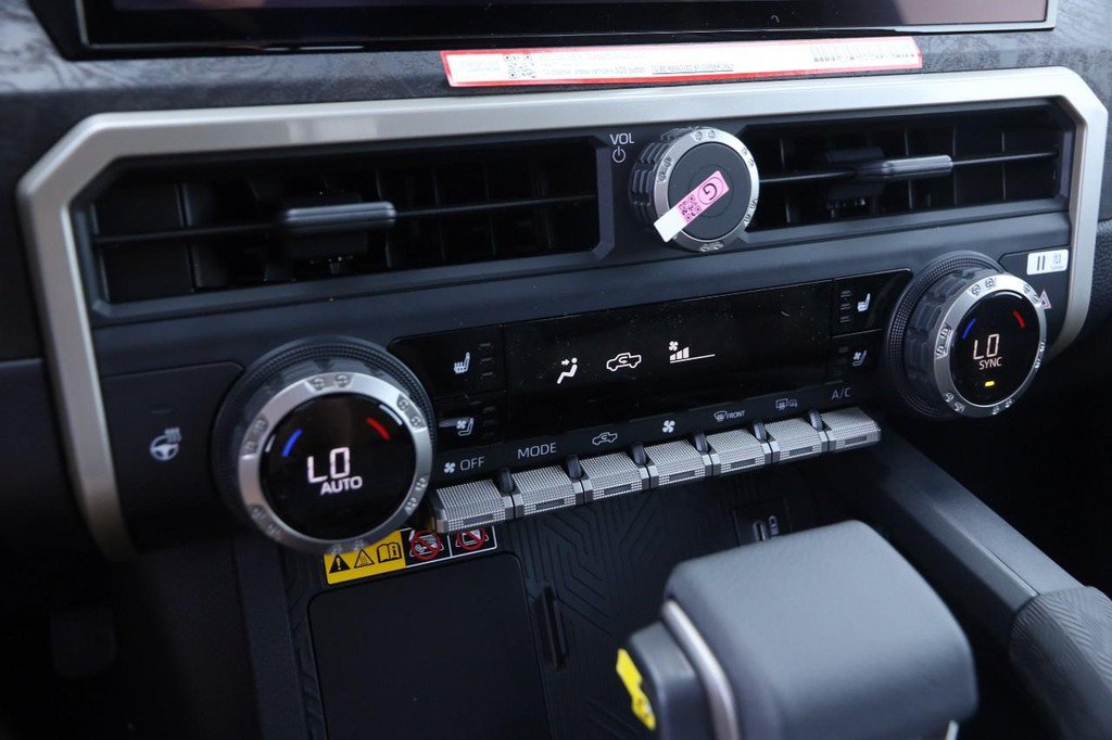 New 2026 Toyota Tacoma Limited AWD/4WD image 16