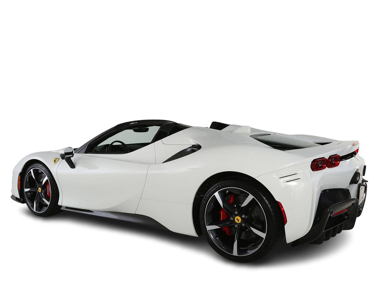 Used 2023 Ferrari SF90 Spider AWD/4WD image 16