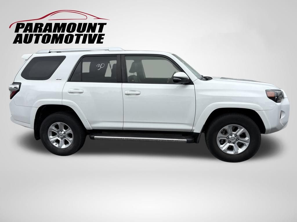 Used 2018 Toyota 4Runner SR5 Premium RWD image 2