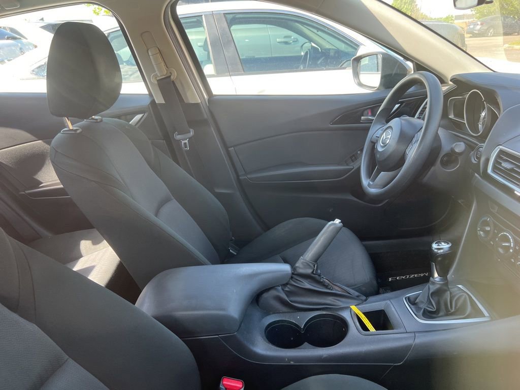 Used 2014 MAZDA MAZDA3 i Sport FWD image 6