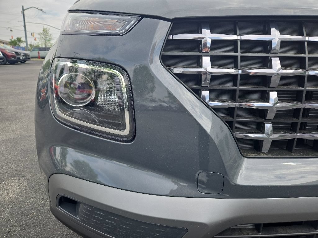 New 2026 Hyundai Venue SEL FWD image 17