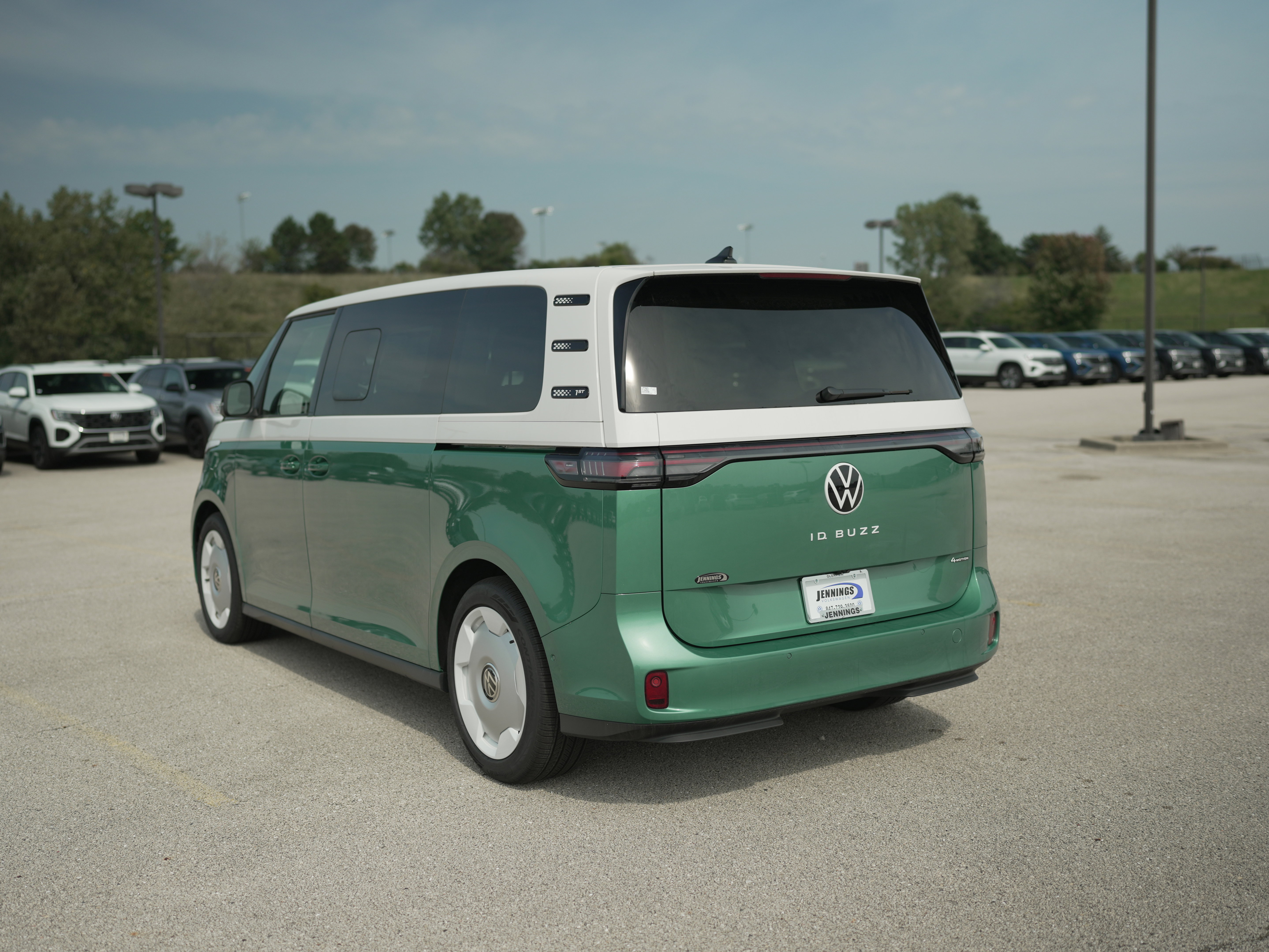 New 2025 Volkswagen ID. Buzz 1st Edition image 5