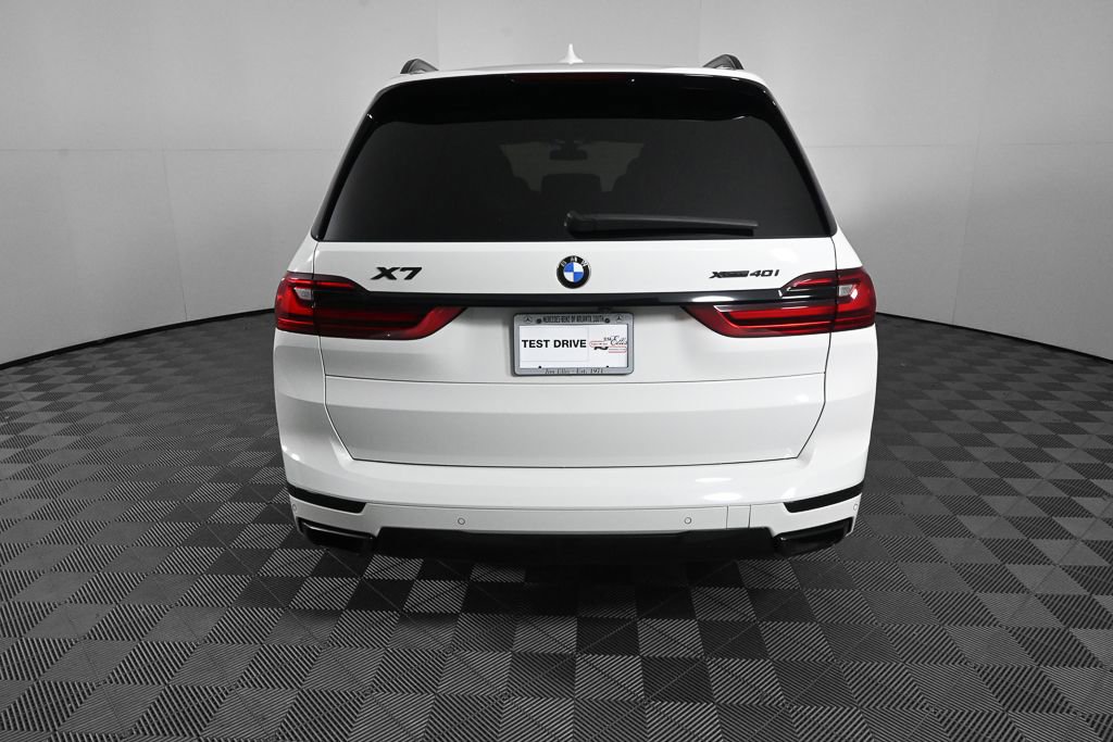 Used 2022 BMW X7 xDrive40i w/ Premium Package image 27