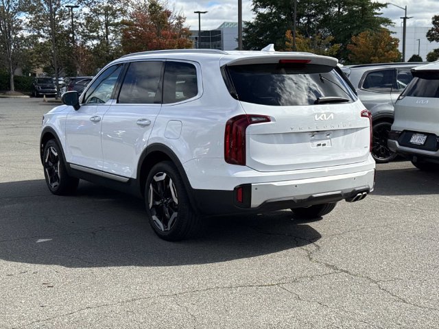 Used 2024 Kia Telluride S w/ S Sunroof Package AWD/4WD image 4