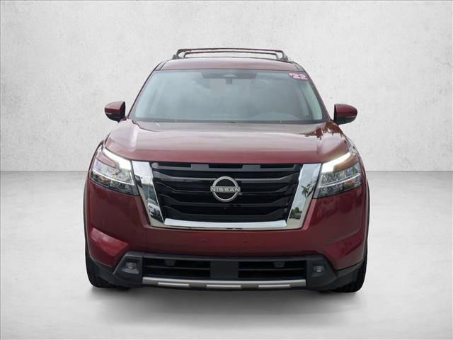 Used 2022 Nissan Pathfinder SL AWD/4WD image 2