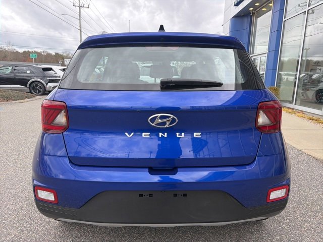Certified 2022 Hyundai Venue Limited w/ Cargo Package image 7