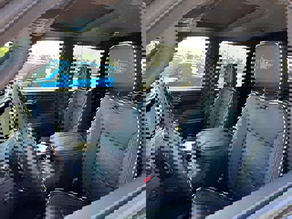 Used 2025 GMC Sierra 1500 AT4X w/ AT4X AEV Edition image 9