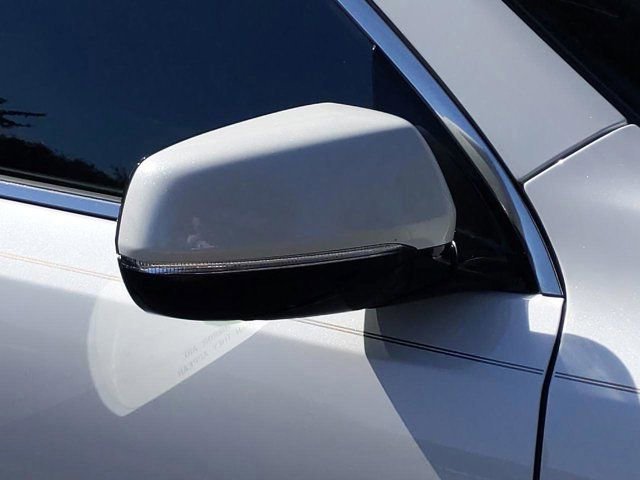 Used 2020 Acura MDX FWD w/ Advance Package image 12