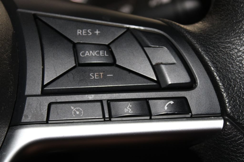 Used 2024 Nissan Altima 2.5 SV FWD image 26