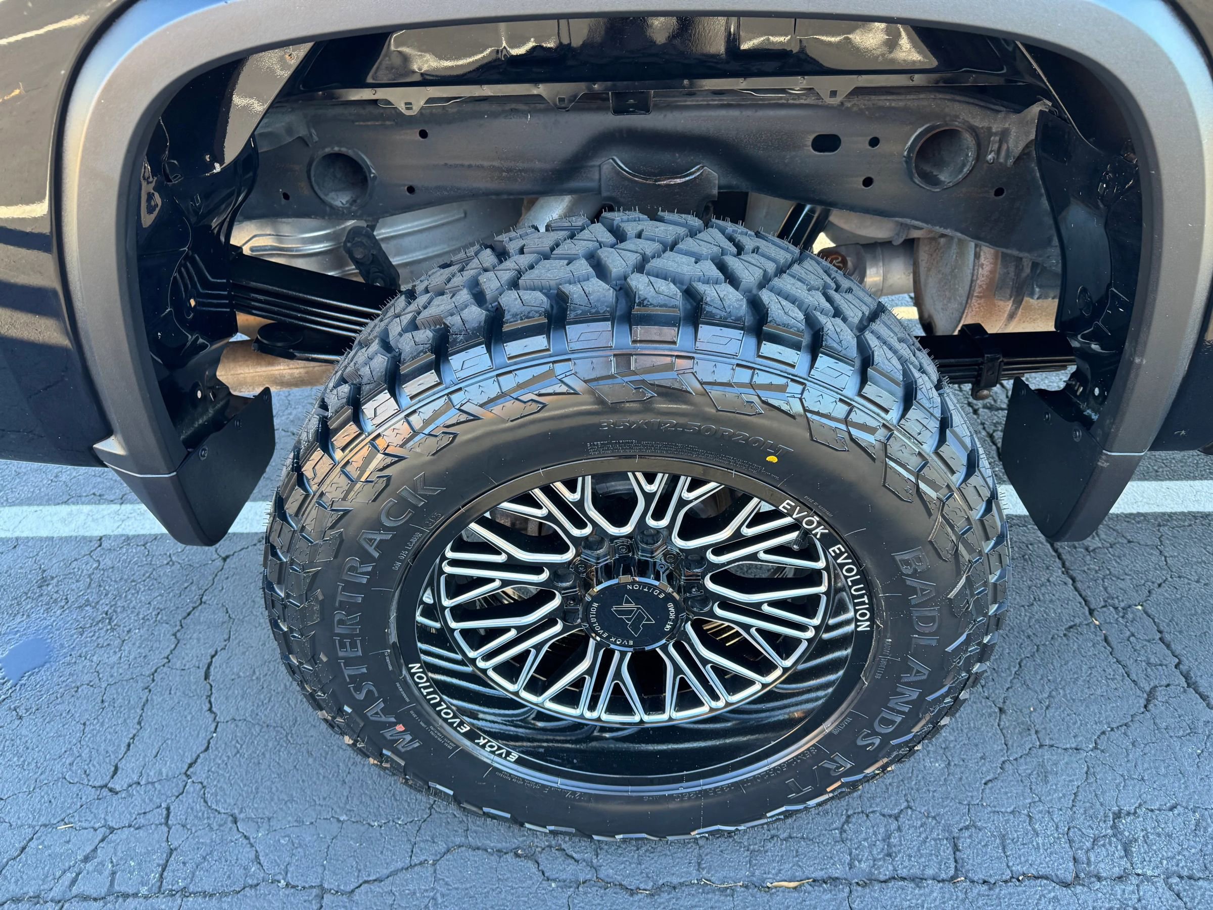 Used 2021 Chevrolet Silverado 2500 Custom w/ Custom Value Package image 13