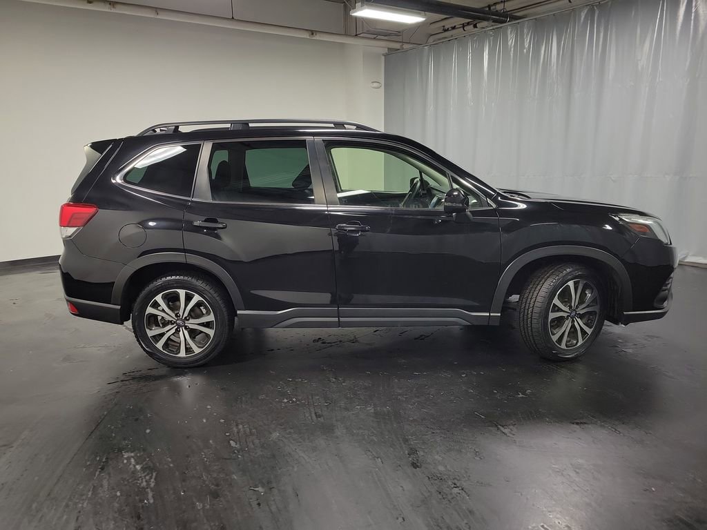 Used 2023 Subaru Forester Limited image 9