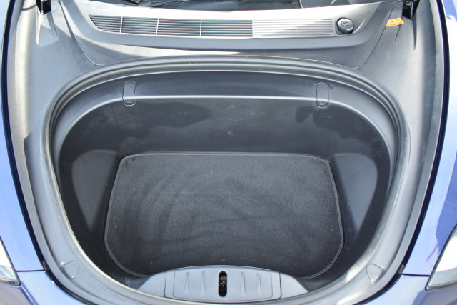 Used 2018 Tesla Model 3 Long Range RWD image 40