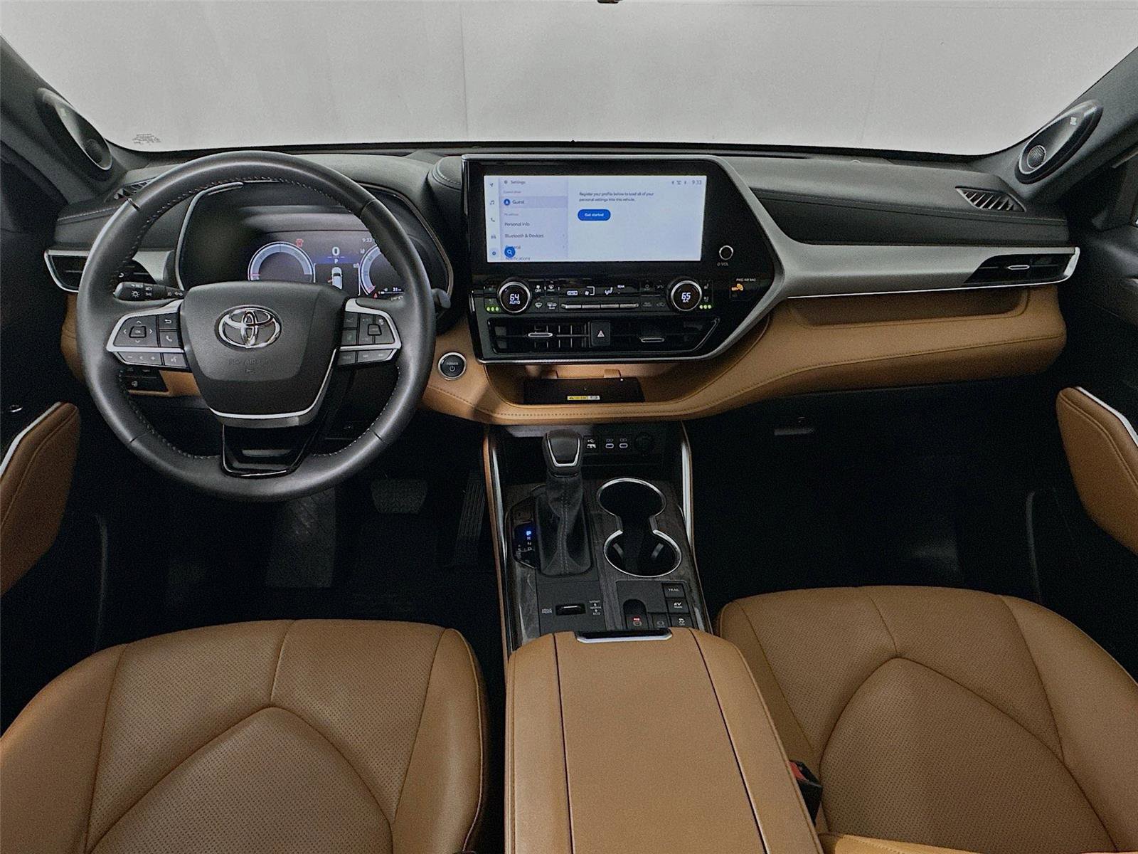 Used 2025 Toyota Highlander Platinum image 32