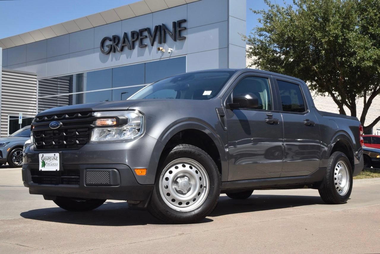 Used 2023 Ford Maverick XL FWD image 2