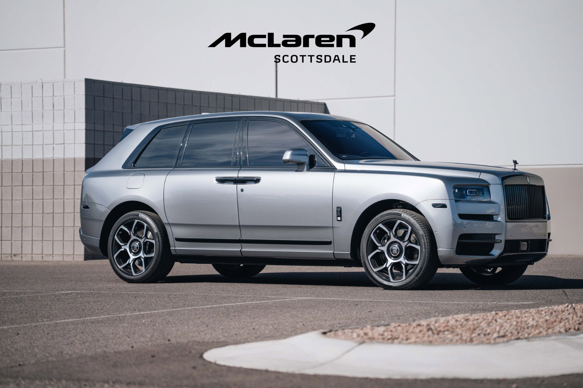 Used 2023 Rolls-Royce Cullinan Black Badge w/ Driver's Package image 12