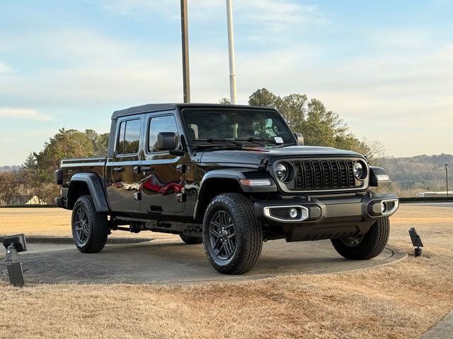 New 2026 Jeep Gladiator Sport