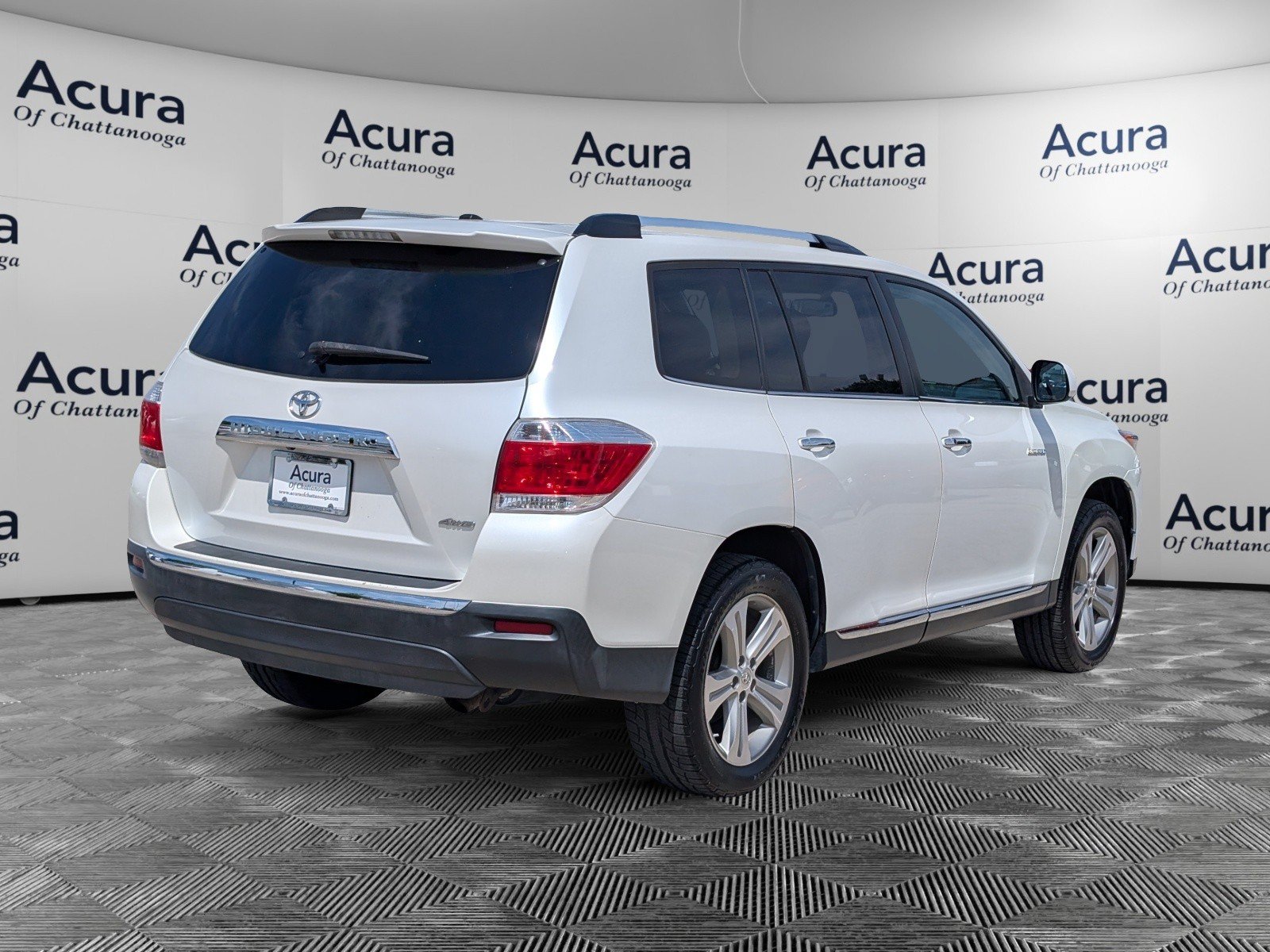 Used 2012 Toyota Highlander Limited w/ Tow Pkg AWD/4WD image 7