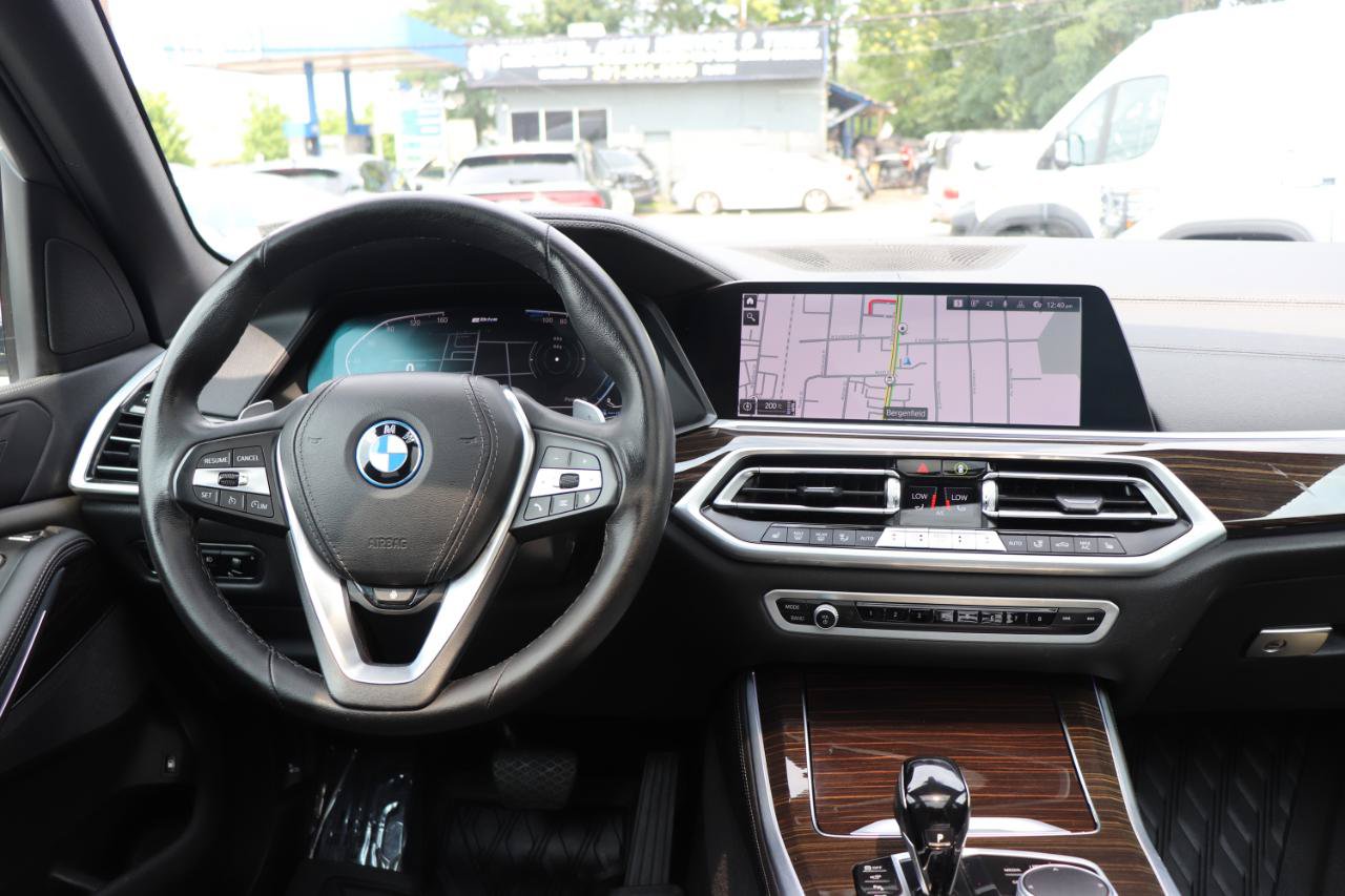 Used 2023 BMW X5 xDrive45e AWD/4WD image 16