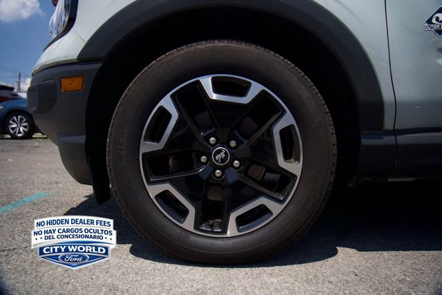 Certified 2022 Ford Bronco Sport Outer Banks w/ Tech Package AWD/4WD image 8