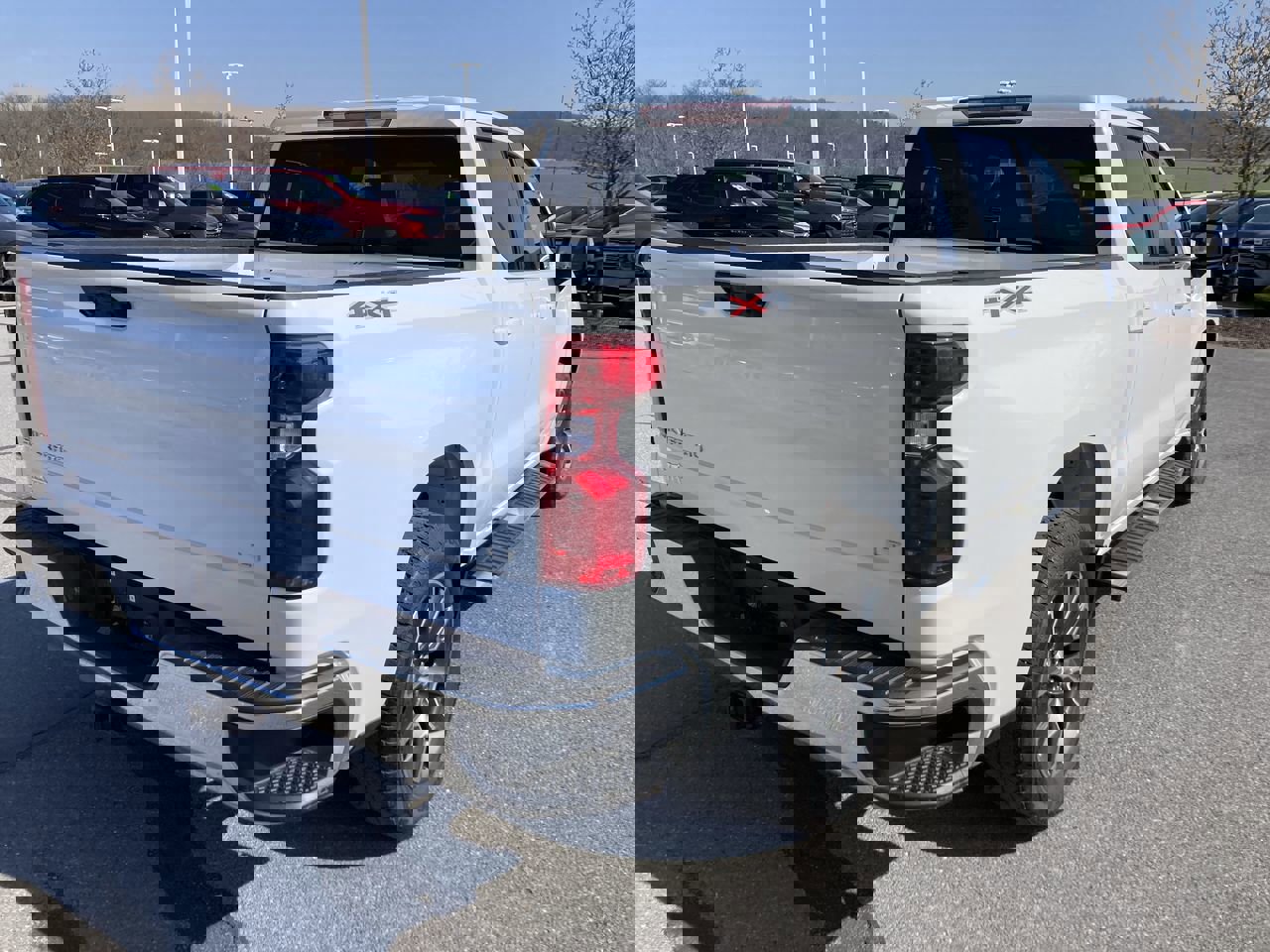 Used 2023 Chevrolet Silverado 1500 LT image 7