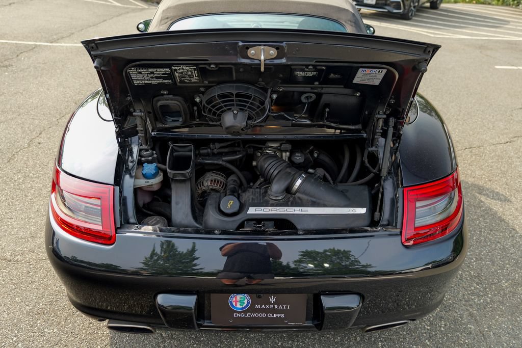 Used 2006 Porsche 911 Carrera RWD image 52