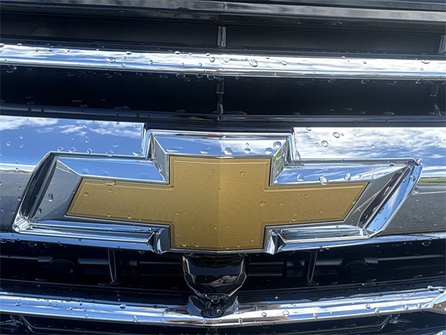 New 2026 Chevrolet Suburban LT image 32