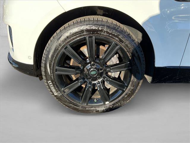 Used 2020 Land Rover Range Rover Sport HSE image 9