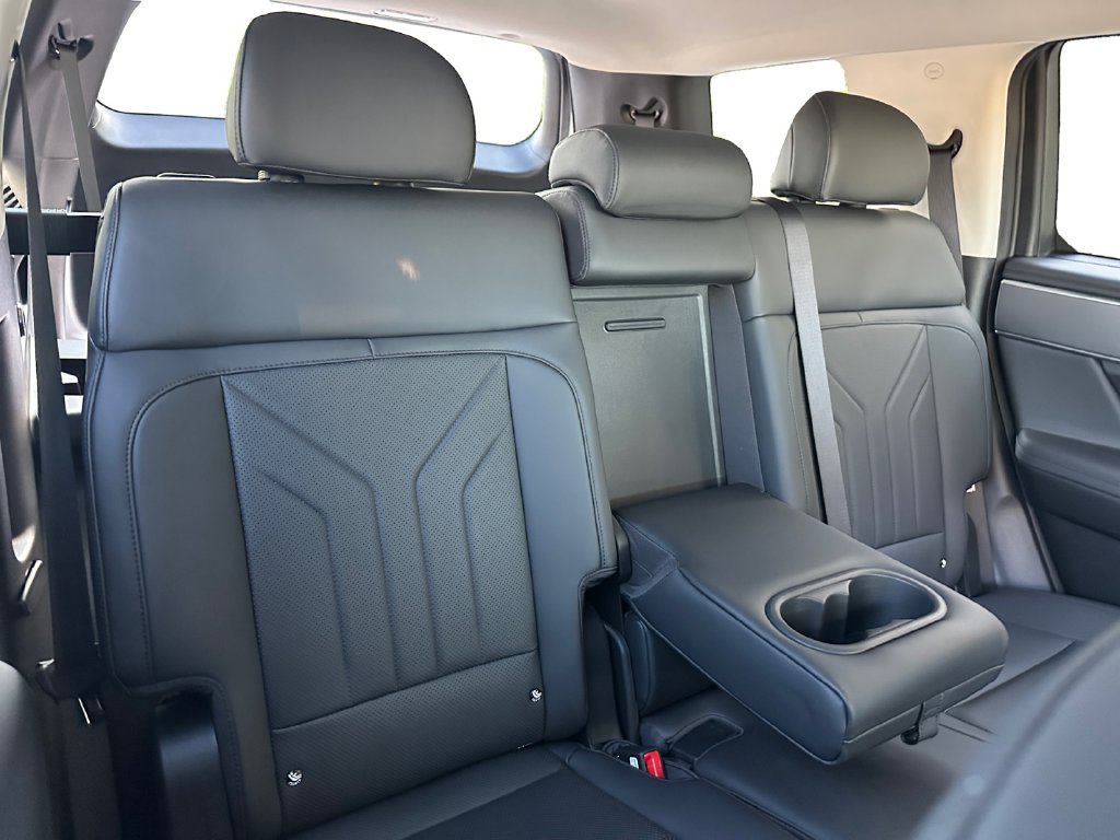 New 2027 Hyundai Santa Fe SEL FWD image 22