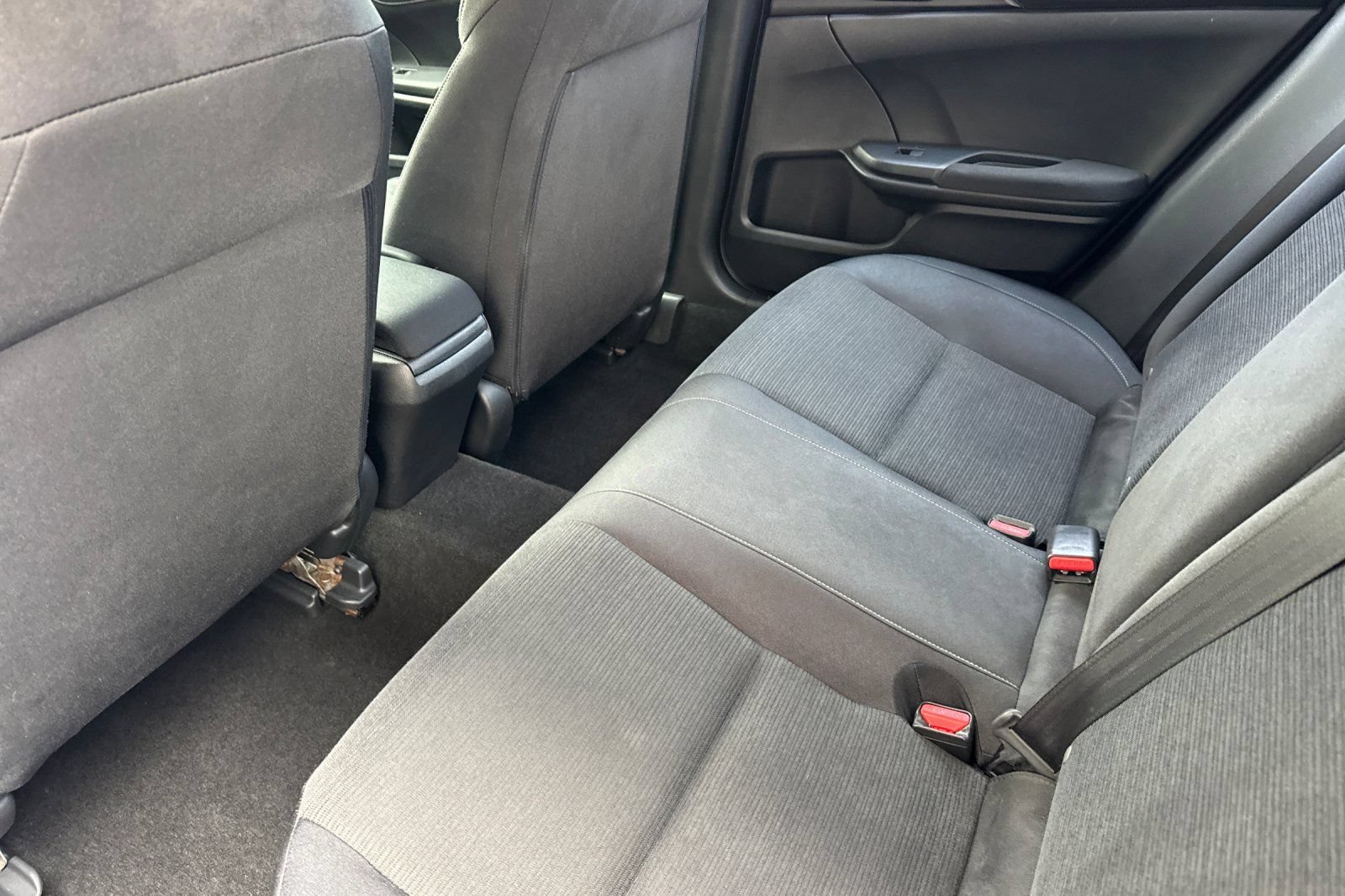 Used 2019 Honda Insight EX image 12