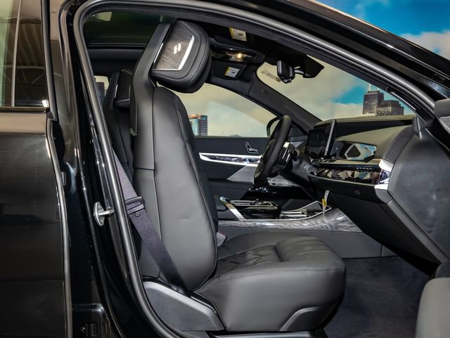 New 2026 BMW 760i xDrive w/ Executive Package AWD/4WD image 21