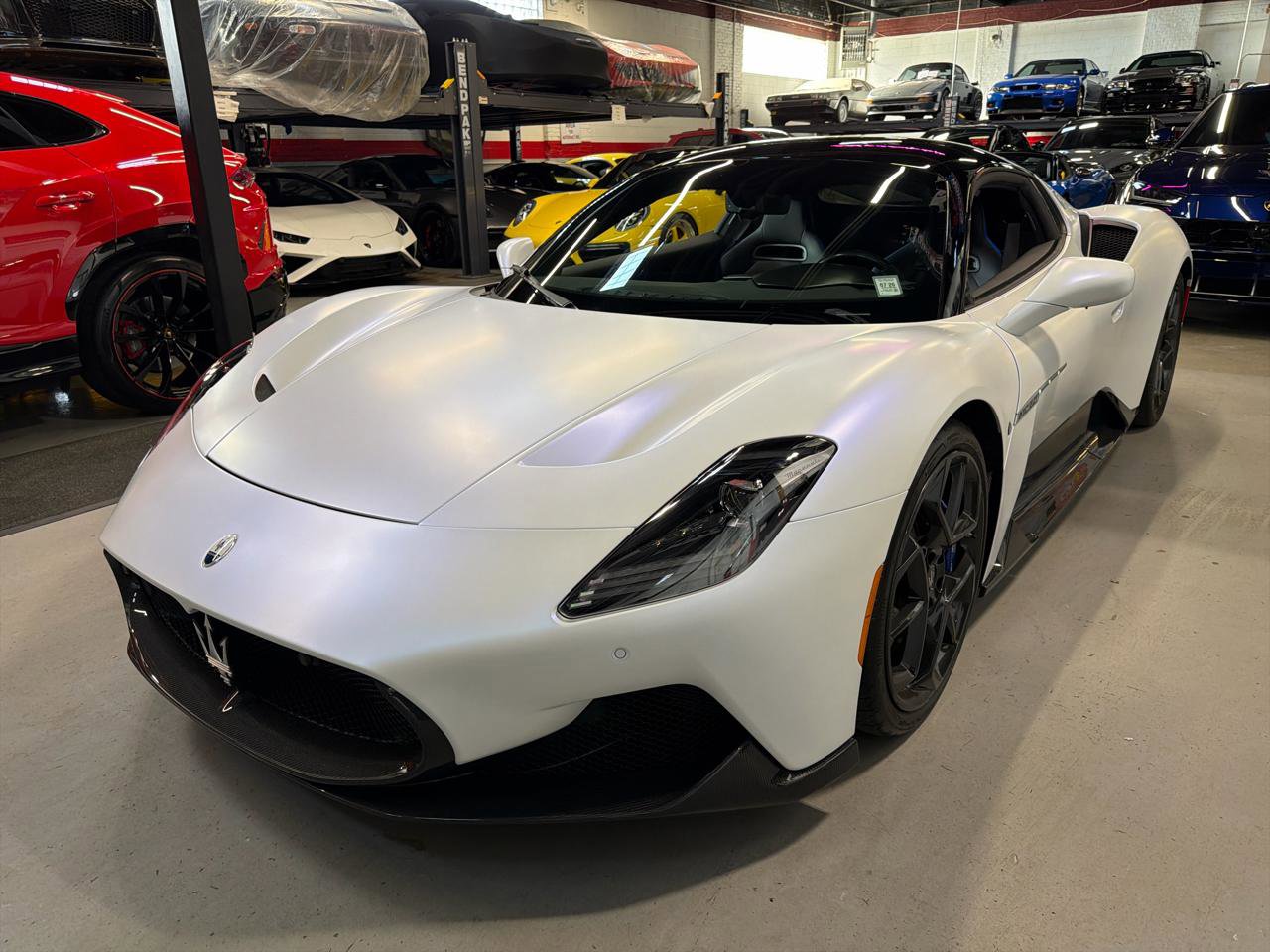 Used 2022 Maserati MC20 Coupe image 11