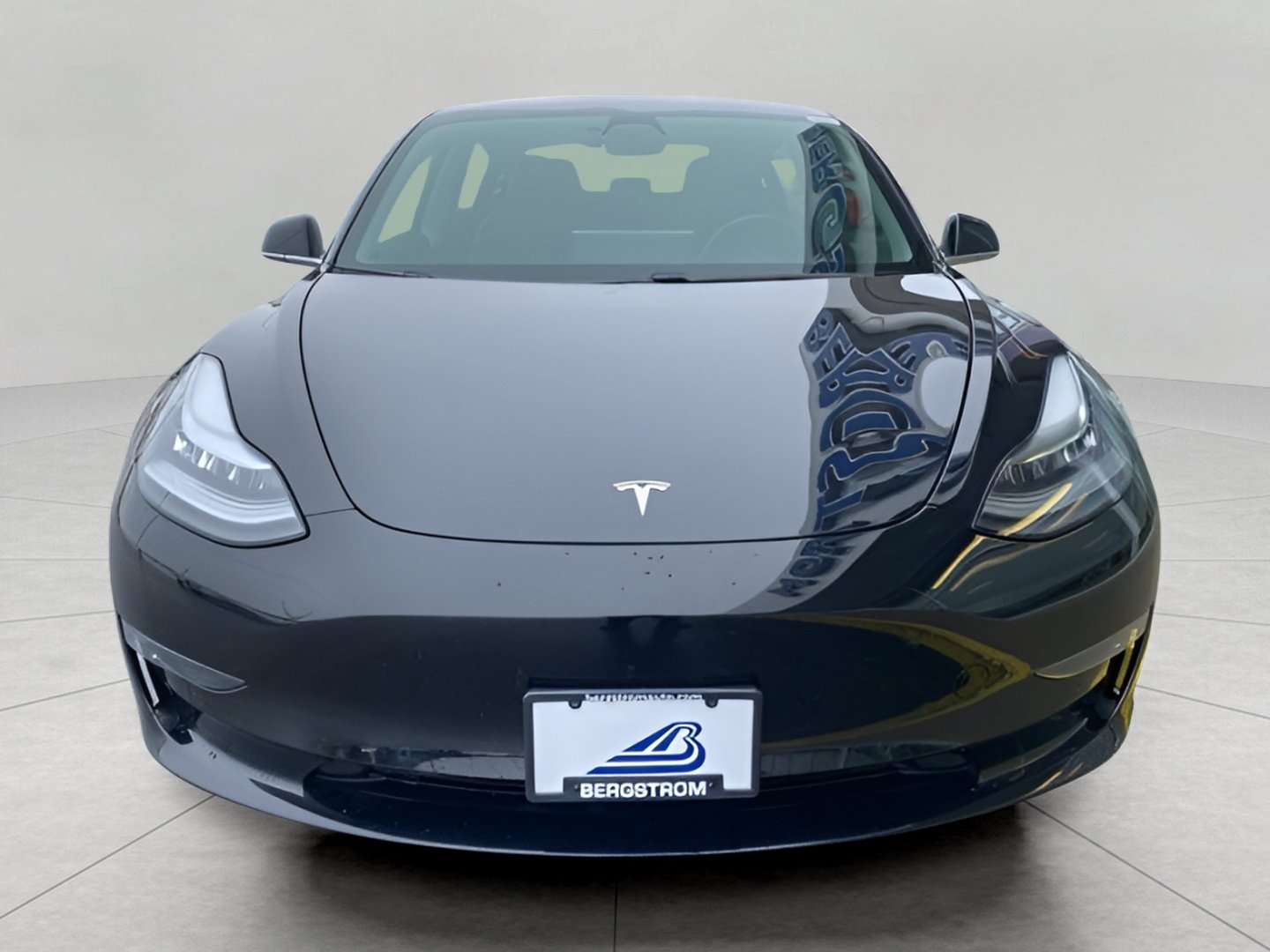 Used 2018 Tesla Model 3 Long Range image 3