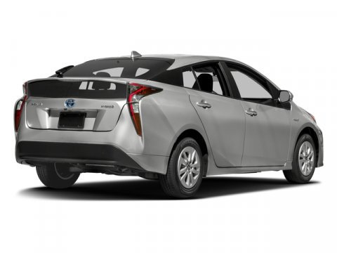 Used 2017 Toyota Prius Four image 2