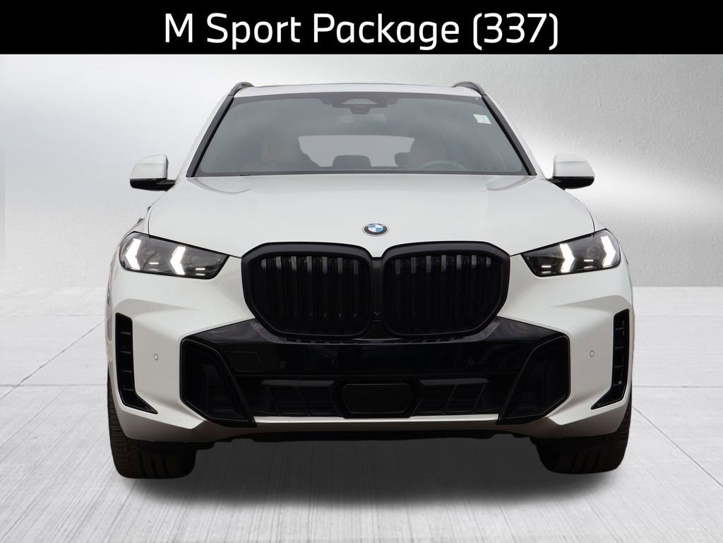 Certified 2024 BMW X5 xDrive40i w/ M Sport Package image 3
