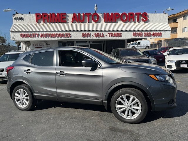 Used 2017 Nissan Rogue Sport S w/ S Appearance Package FWD image 1