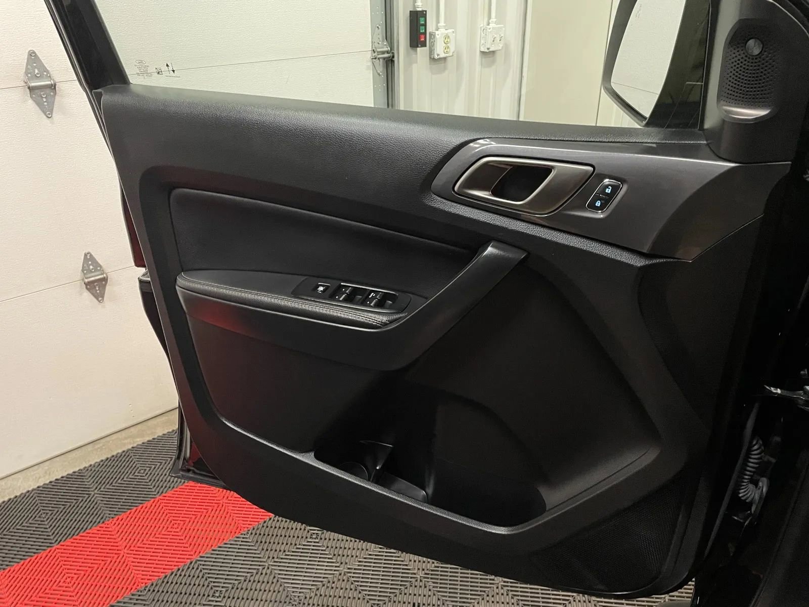 Used 2022 Ford Ranger Lariat w/ Equipment Group 501A High AWD/4WD image 27