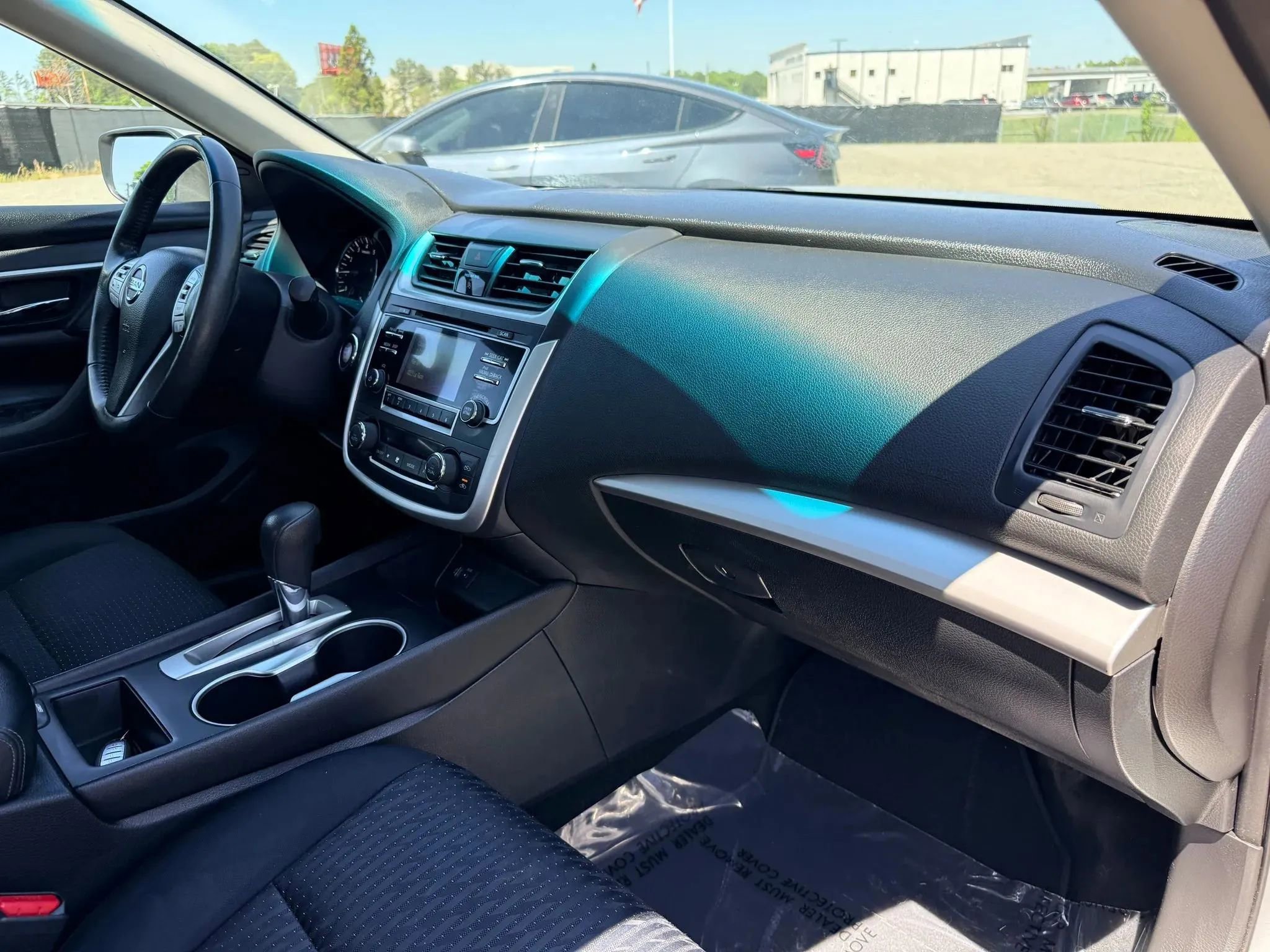 Used 2017 Nissan Altima 2.5 SV FWD image 19