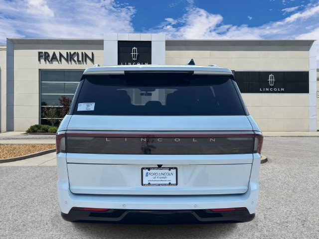 New 2027 Lincoln Navigator L Reserve w/ Jet Appearance Package AWD/4WD image 6
