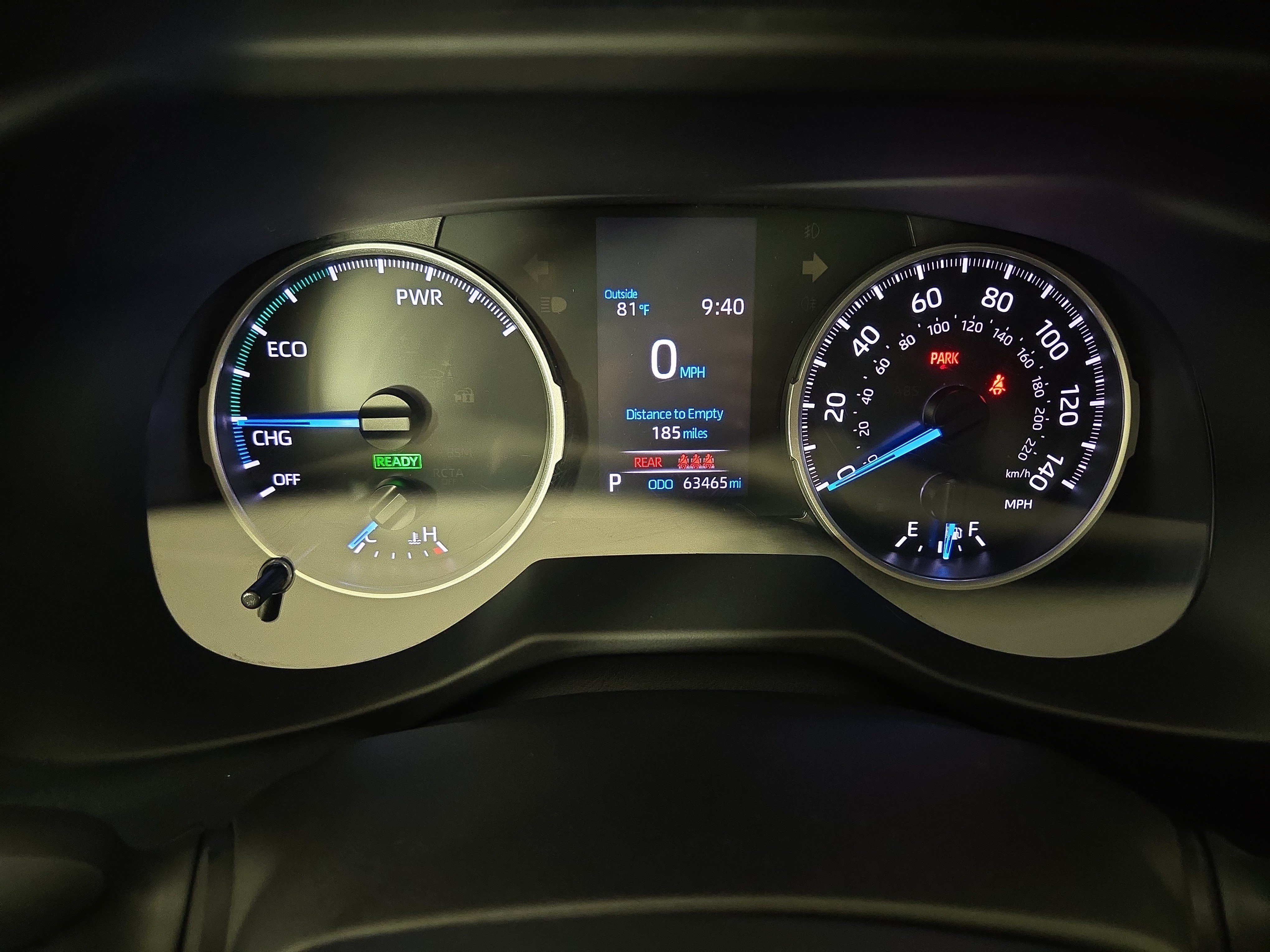 Used 2021 Toyota RAV4 LE AWD/4WD image 18