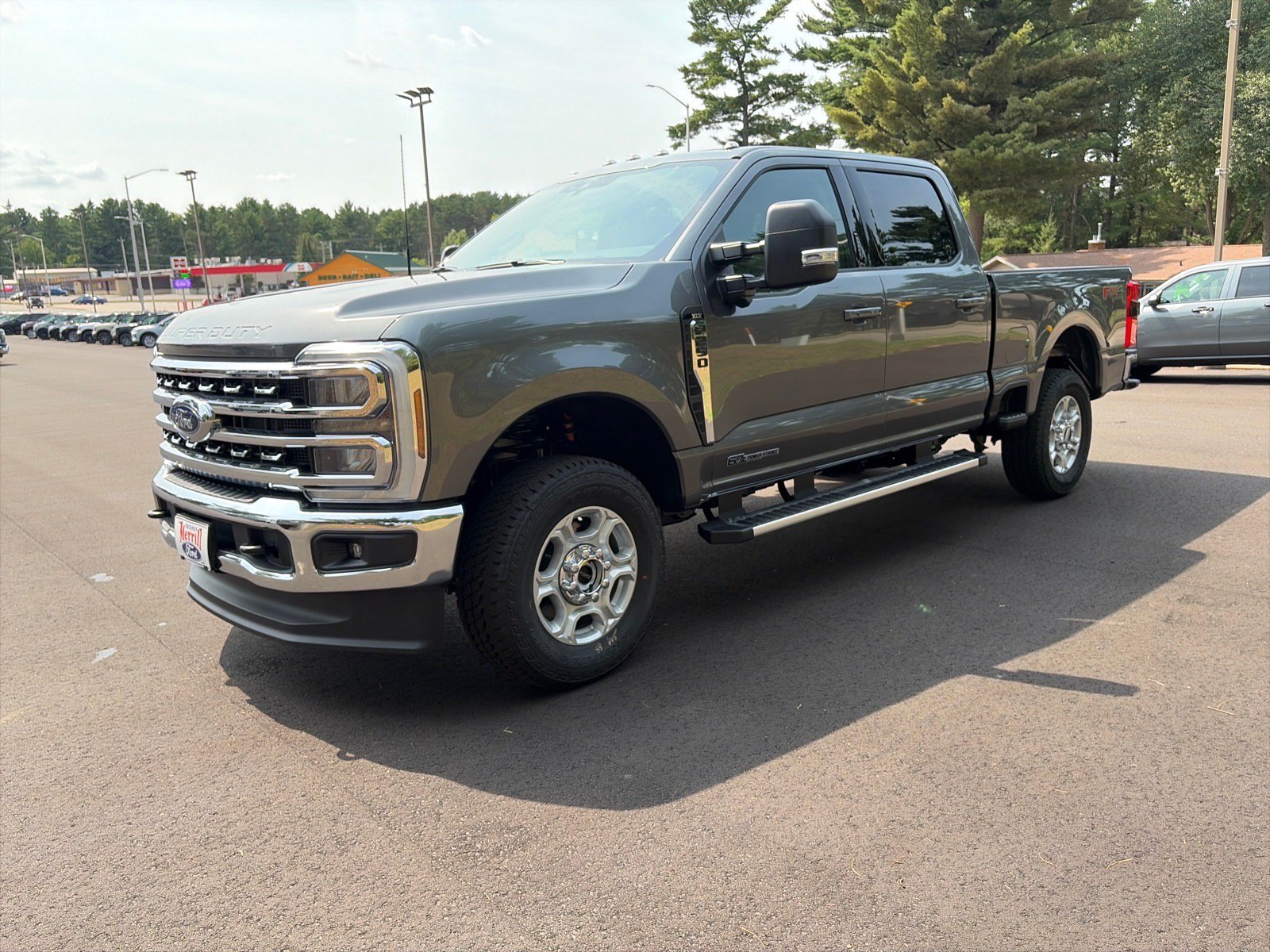 New 2026 Ford F250 XLT w/ XLT Premium Package AWD/4WD image 3