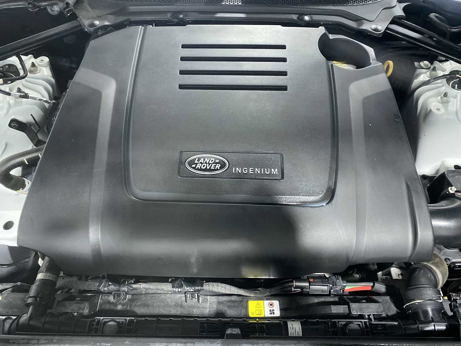 Used 2023 Land Rover Discovery S R-Dynamic AWD/4WD image 9