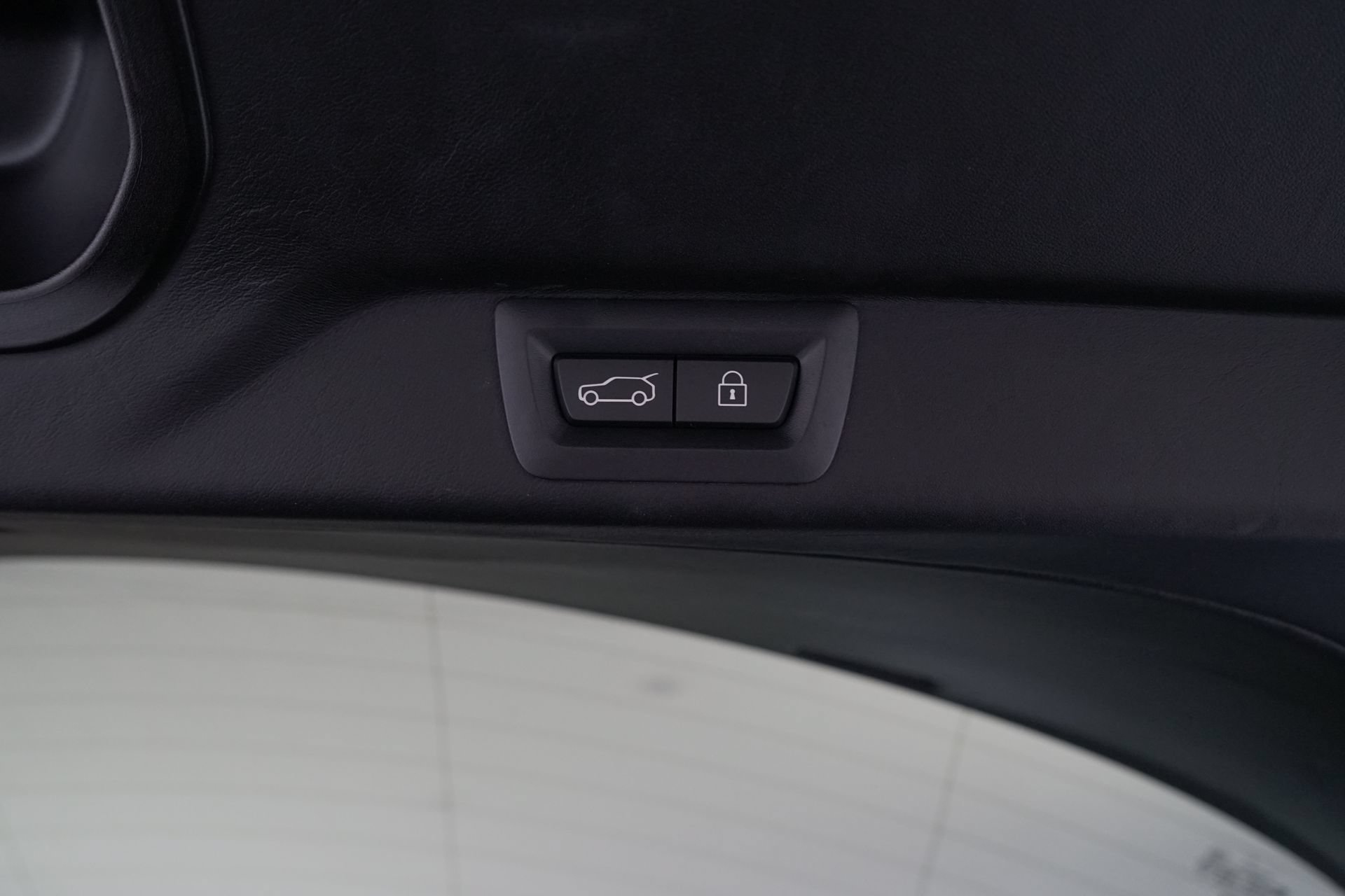 Used 2019 Rolls-Royce Cullinan AWD/4WD image 40